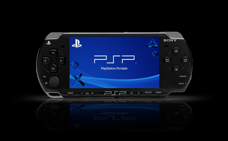 Gry na PSP nadal będą sprzedawane w sklepach PS3 i Vita.